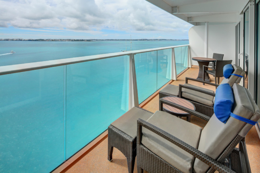 Балкон в каюте Owner's Suite на лайнерах Quantum Class